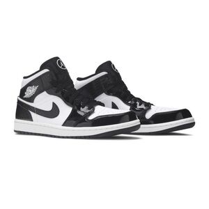 Jordan 1 Mid Carbon Fiber M 7.5 W 9 - open to offers